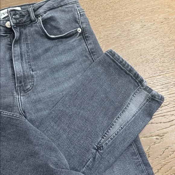Zara High Rise Gray Wash Jeans Size 6 EUR 38 - Picture 4 of 5